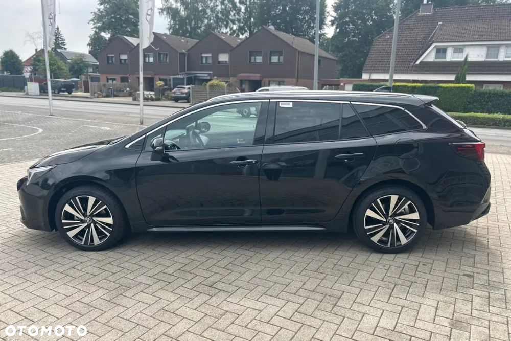 Toyota Corolla 2.0 Hybrid Style - 2