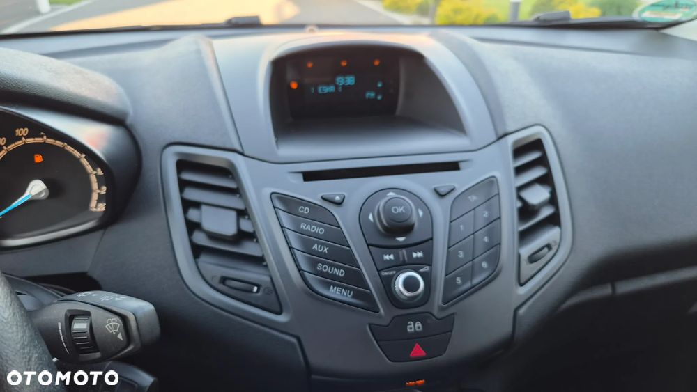 Ford Fiesta 1.5 TDCi Titanium - 14