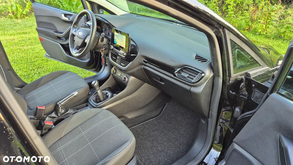 Ford Fiesta - 11