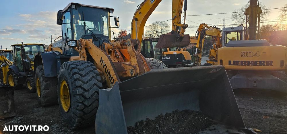 Hyundai HL 770 -9A Încărcător frontal - 12