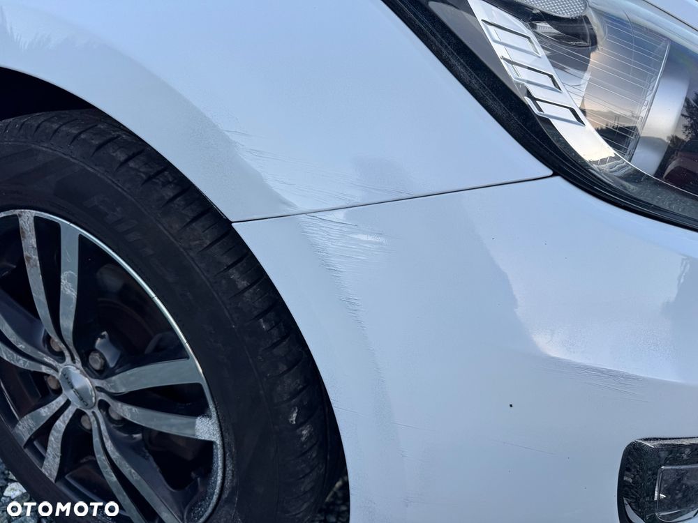 Kia ProCeed 1.4 L - 8