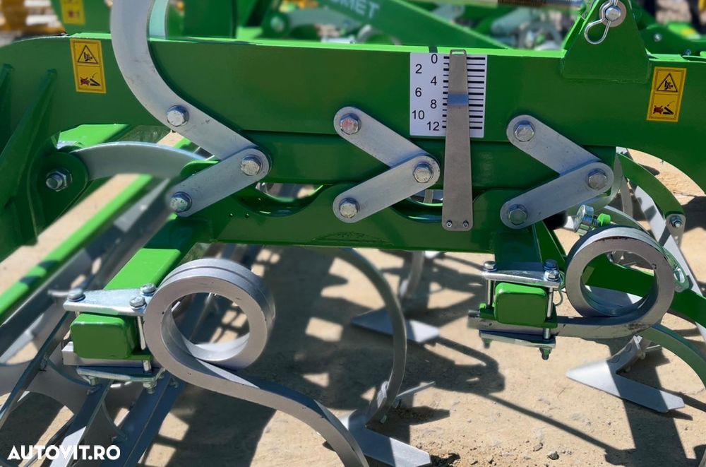 BOMET Compactor Cannis 3.0m cu tavalug CROSSKILL - 2