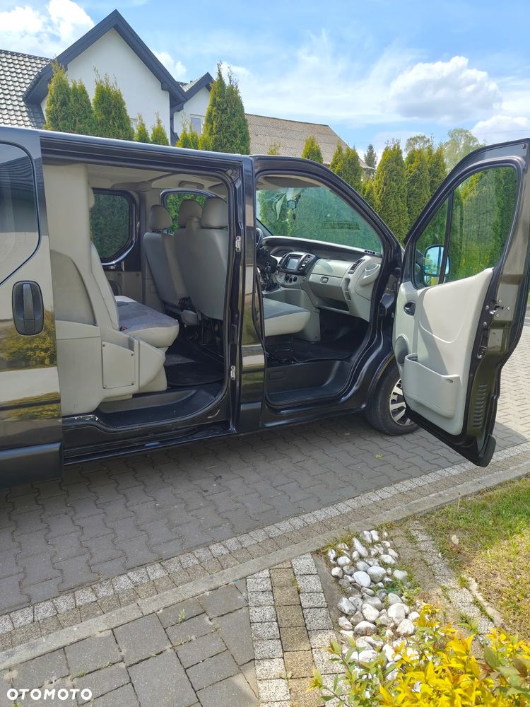 Renault Trafic - 12