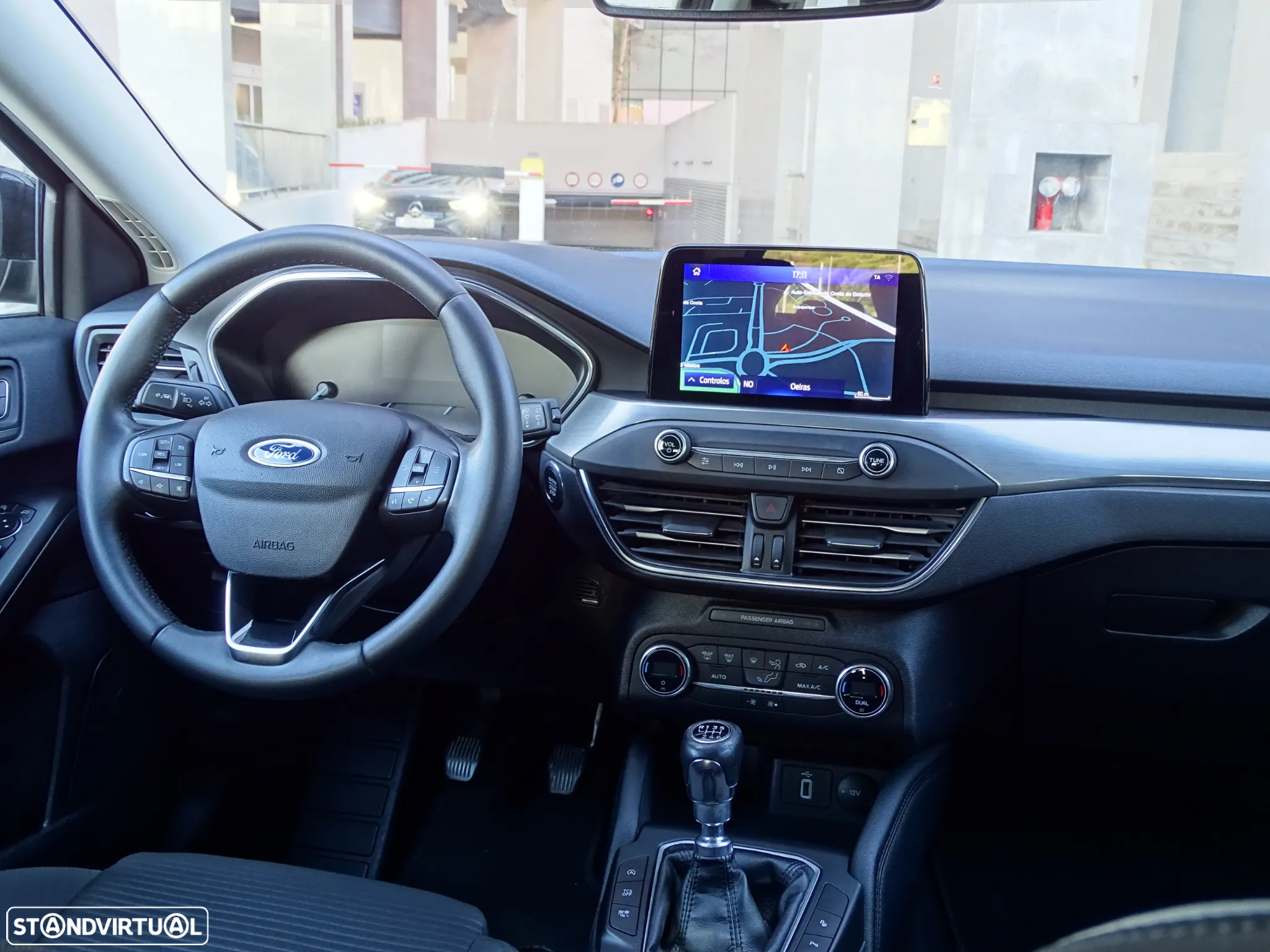 Ford Focus SW 1.5 TDCi EcoBlue Titanium - 5