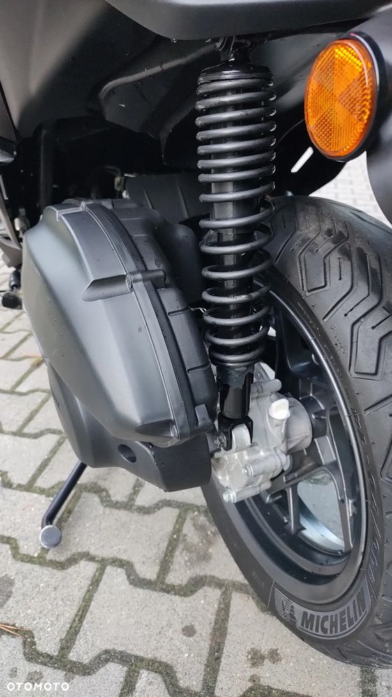 Yamaha X-max - 14