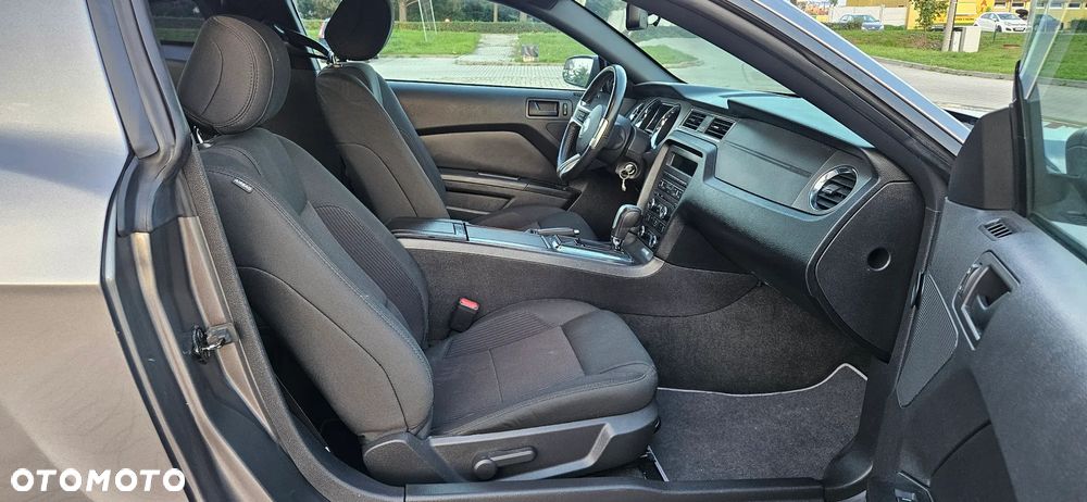 Ford Mustang 3.7 V6 Premium - 9