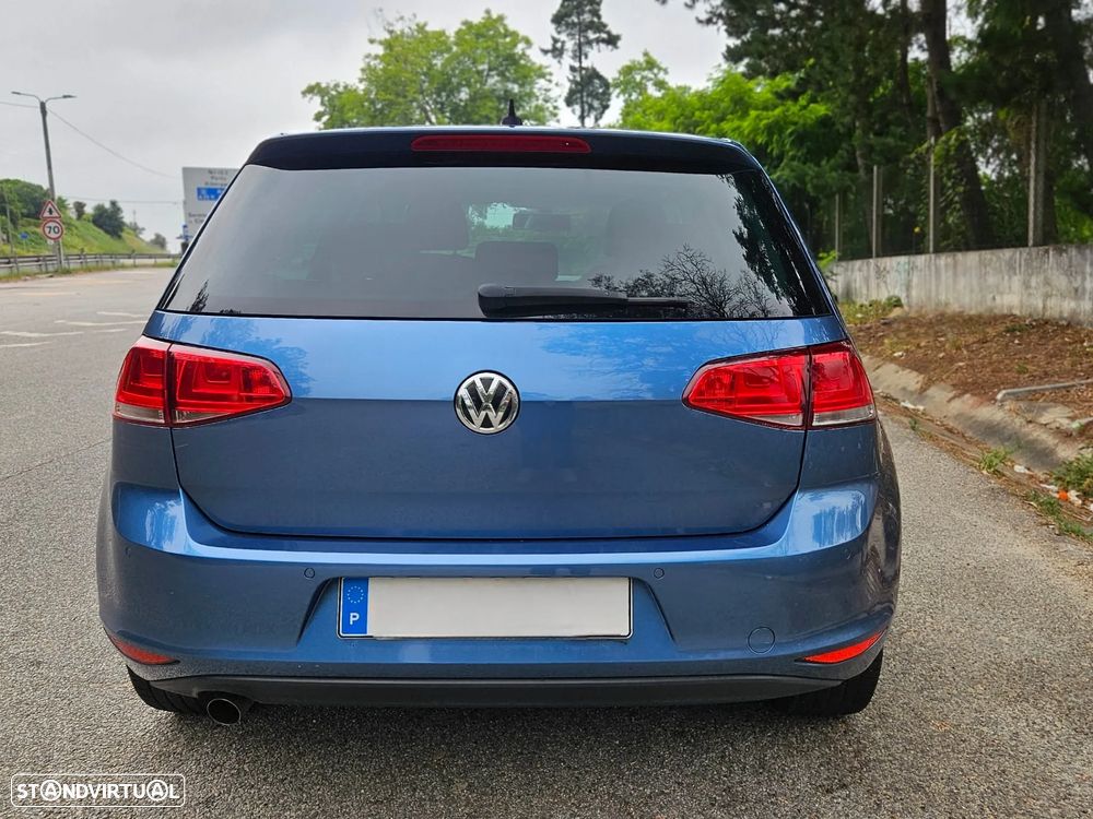 VW Golf 1.6 BlueTDI Cup - 11