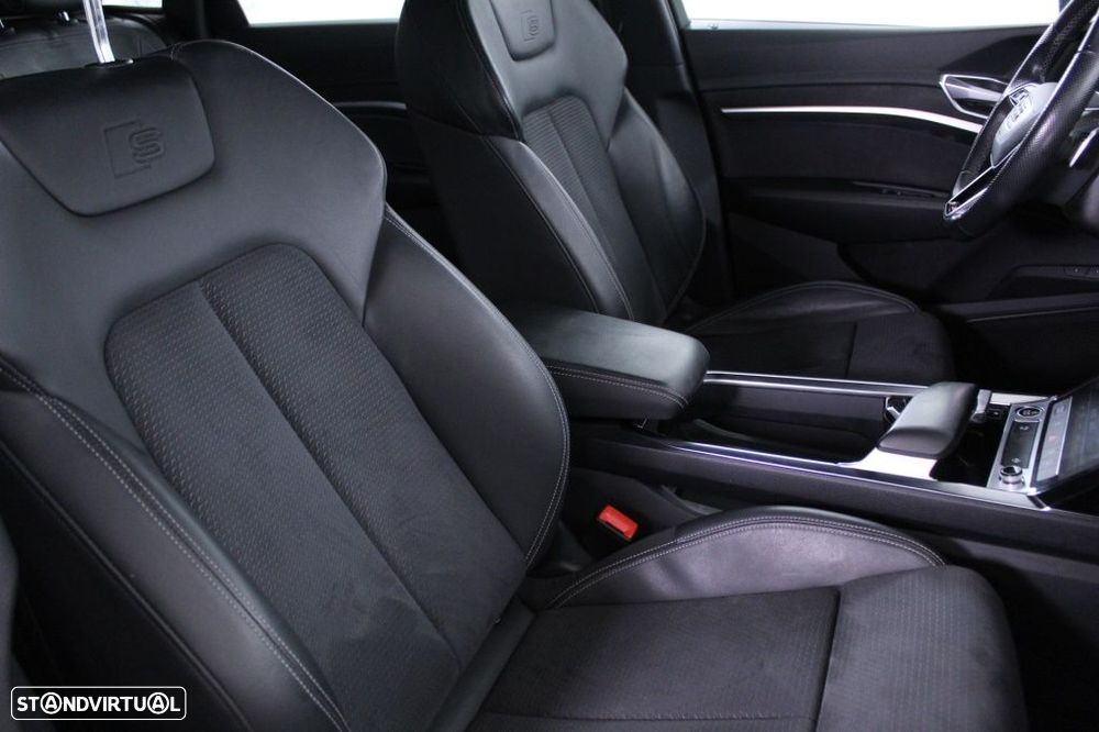 Audi e-tron 55 quattro S line - 14