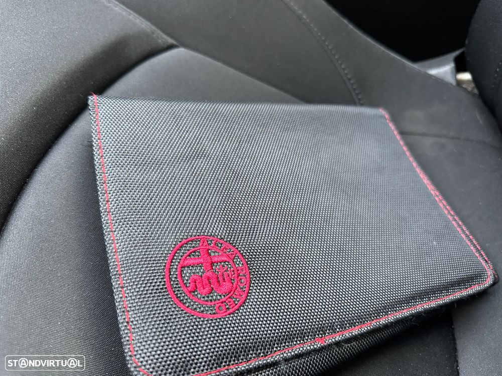 Alfa Romeo MiTo - 23