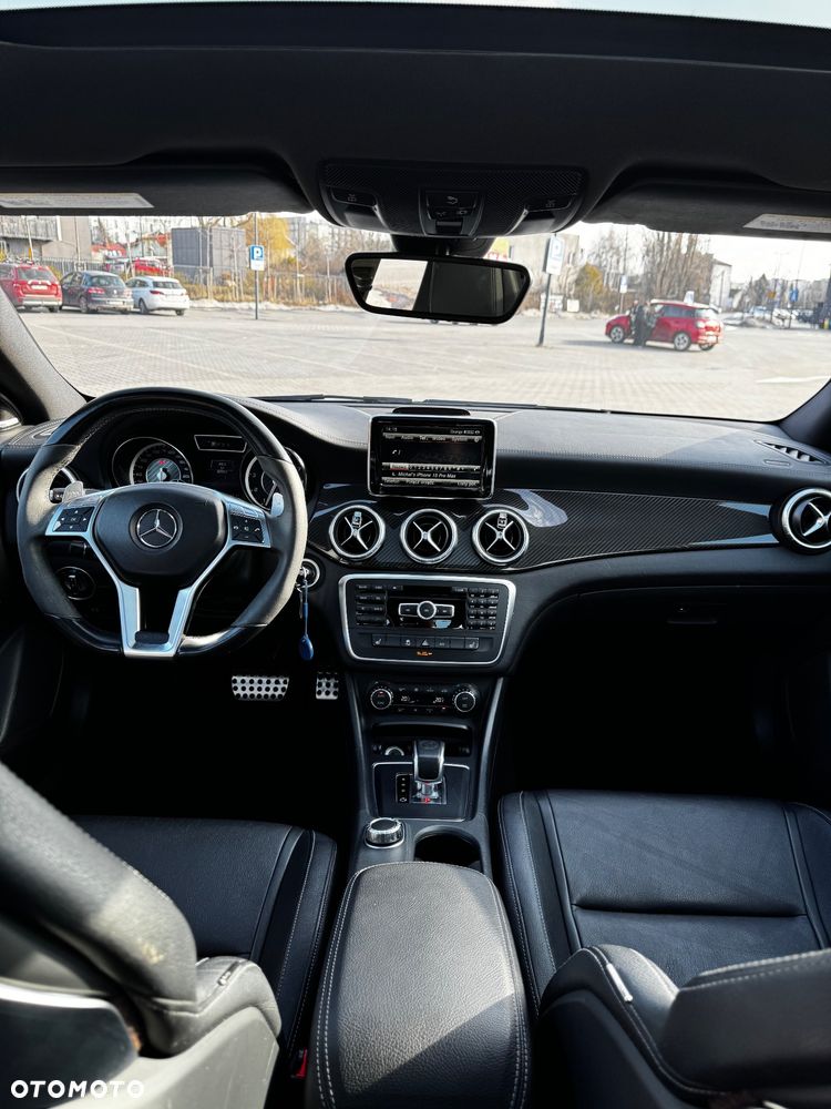Mercedes-Benz CLA 45 AMG 4Matic 7G-DCT - 10