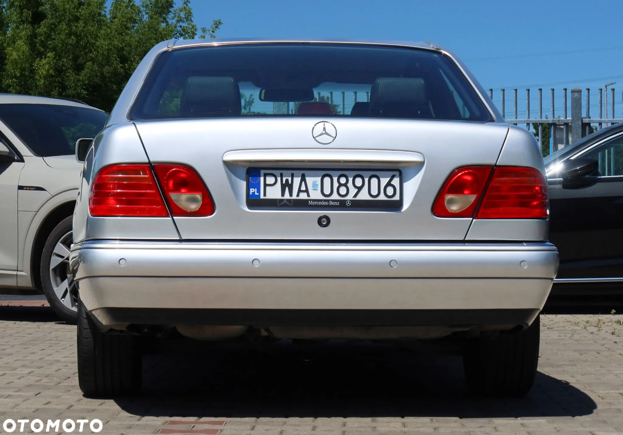 Mercedes-Benz Klasa E 240 Elegance - 9