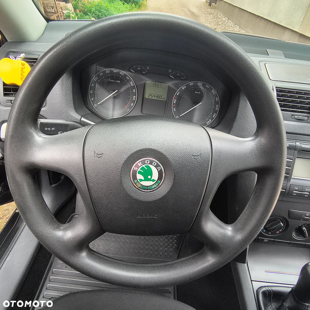 Skoda Octavia 1.6 FSI Classic - 12