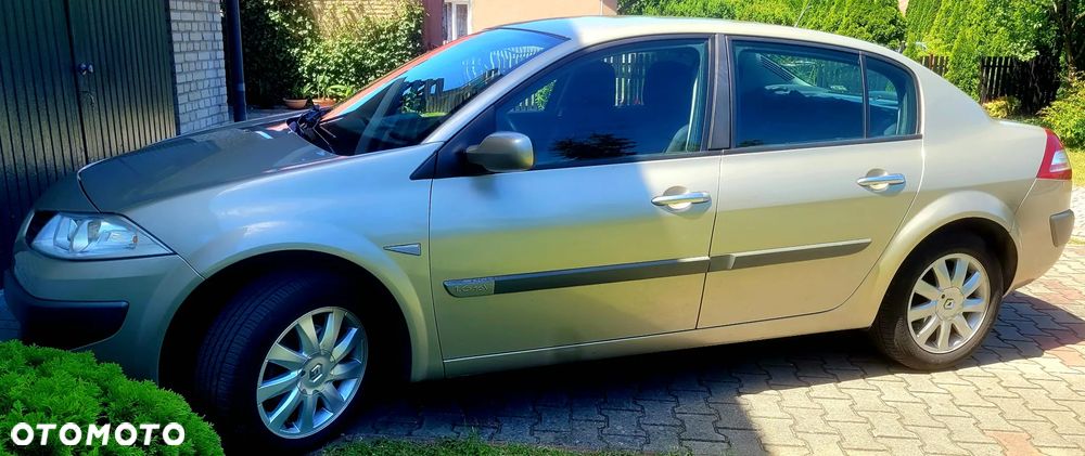 Renault Megane 1.6 16V Confort Dynamique - 4