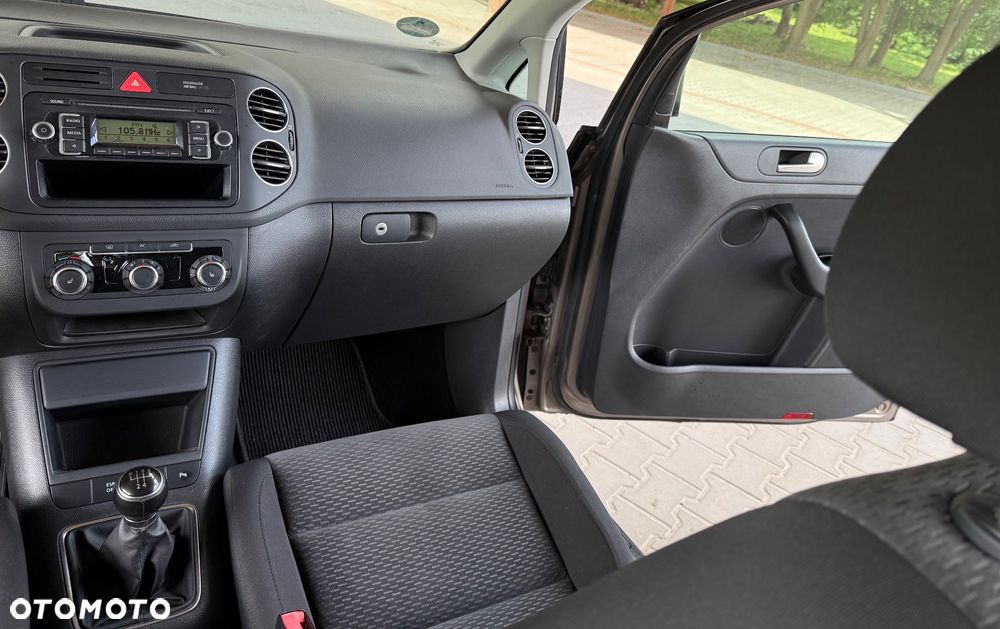 Volkswagen Golf Plus 1.6 TDI DPF Highline - 20