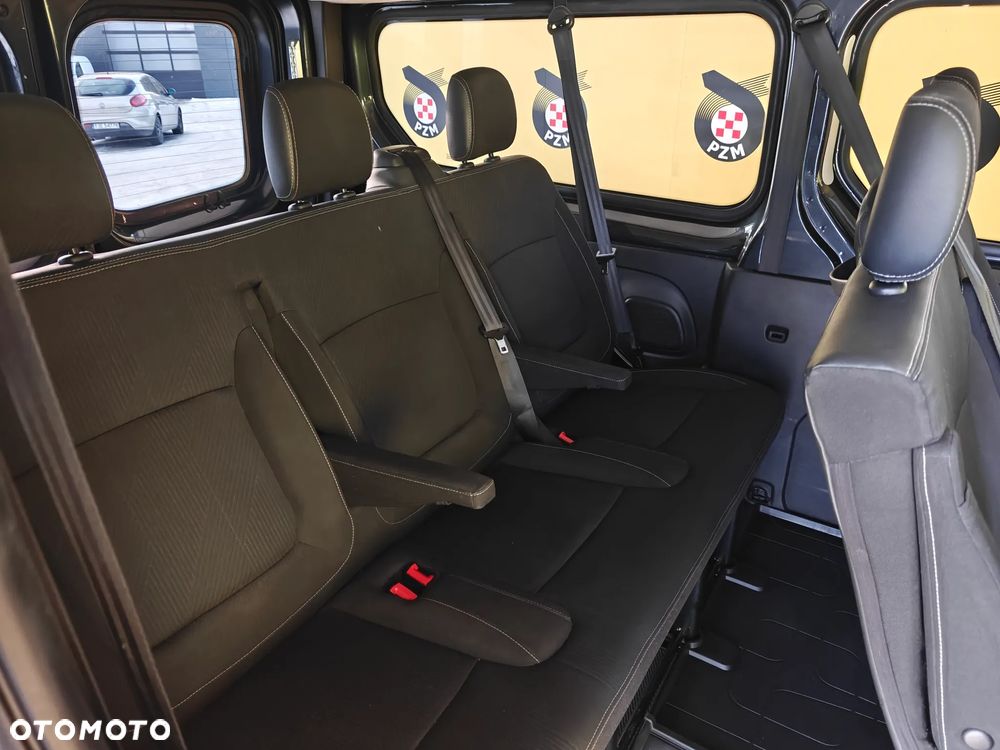 Renault Trafic - 17