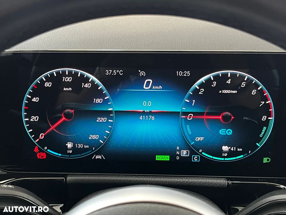 Mercedes-Benz GLA 250 e 8G-DCT - 14