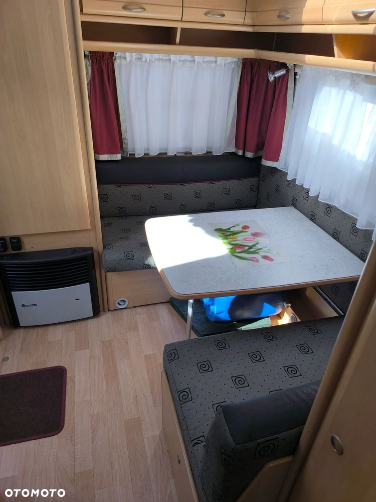 Dethleffs EF2 Camper - 15