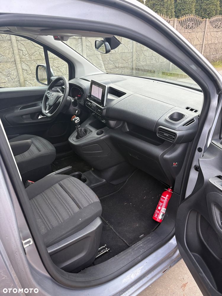 Opel Combo 1.2 Turbo Elite S&S - 16