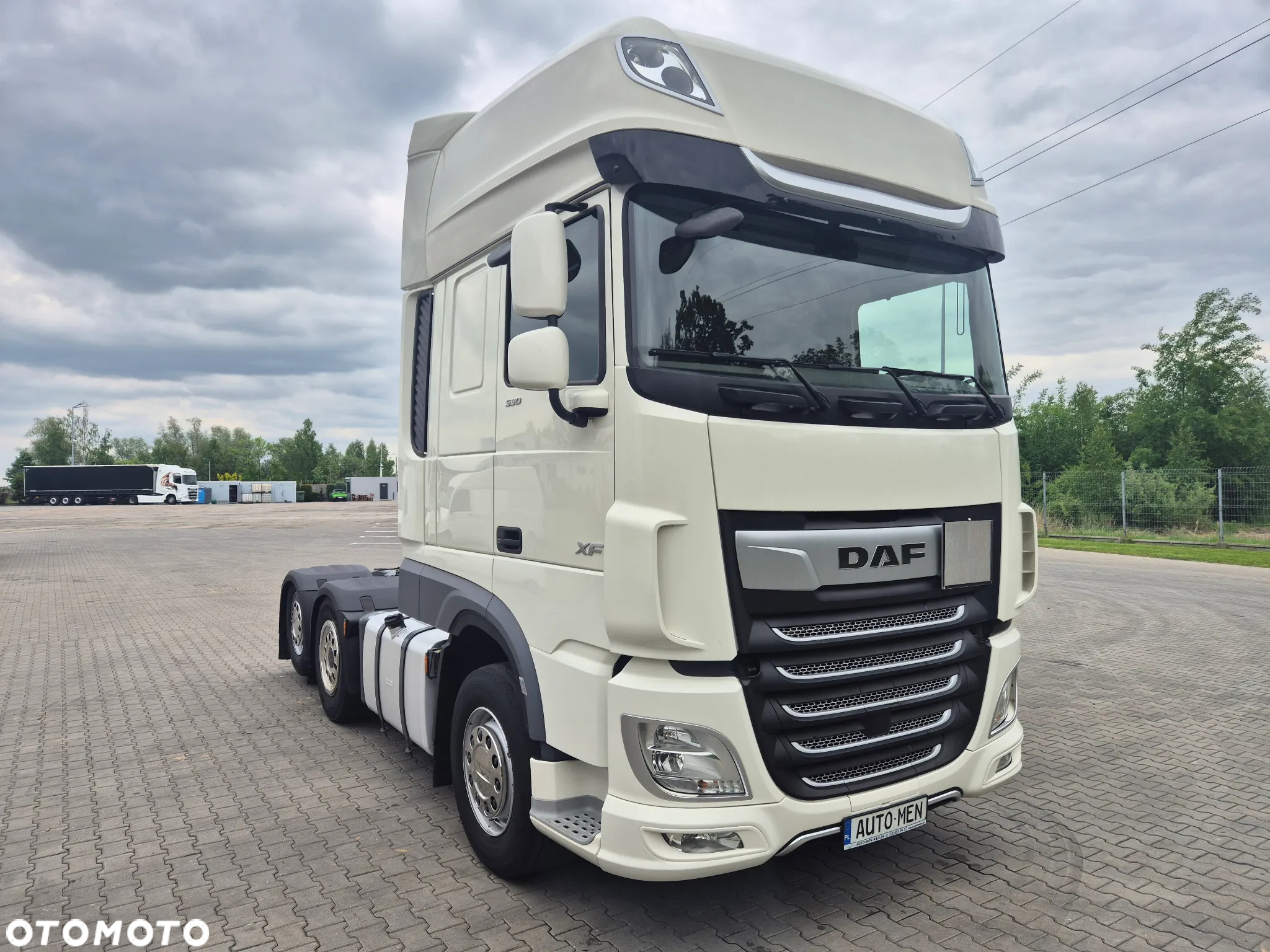 DAF XF 530 FTR  6x2 Super Space Cab - 19