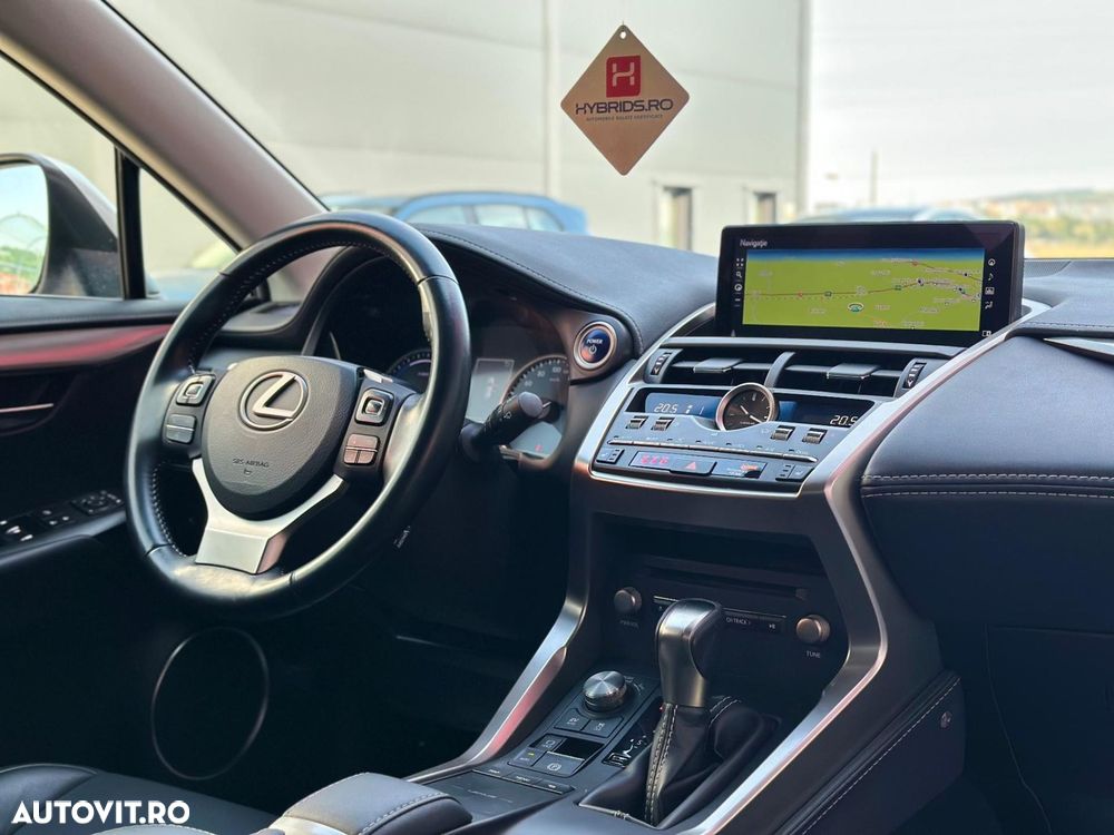 Lexus Seria NX 300h AWD Executive Plus - 2