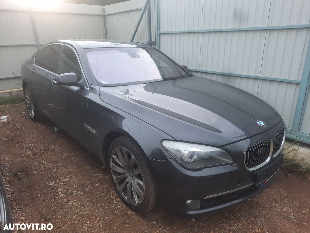 Usa usi dreapta stanga BMW seria 7 F01 - 1