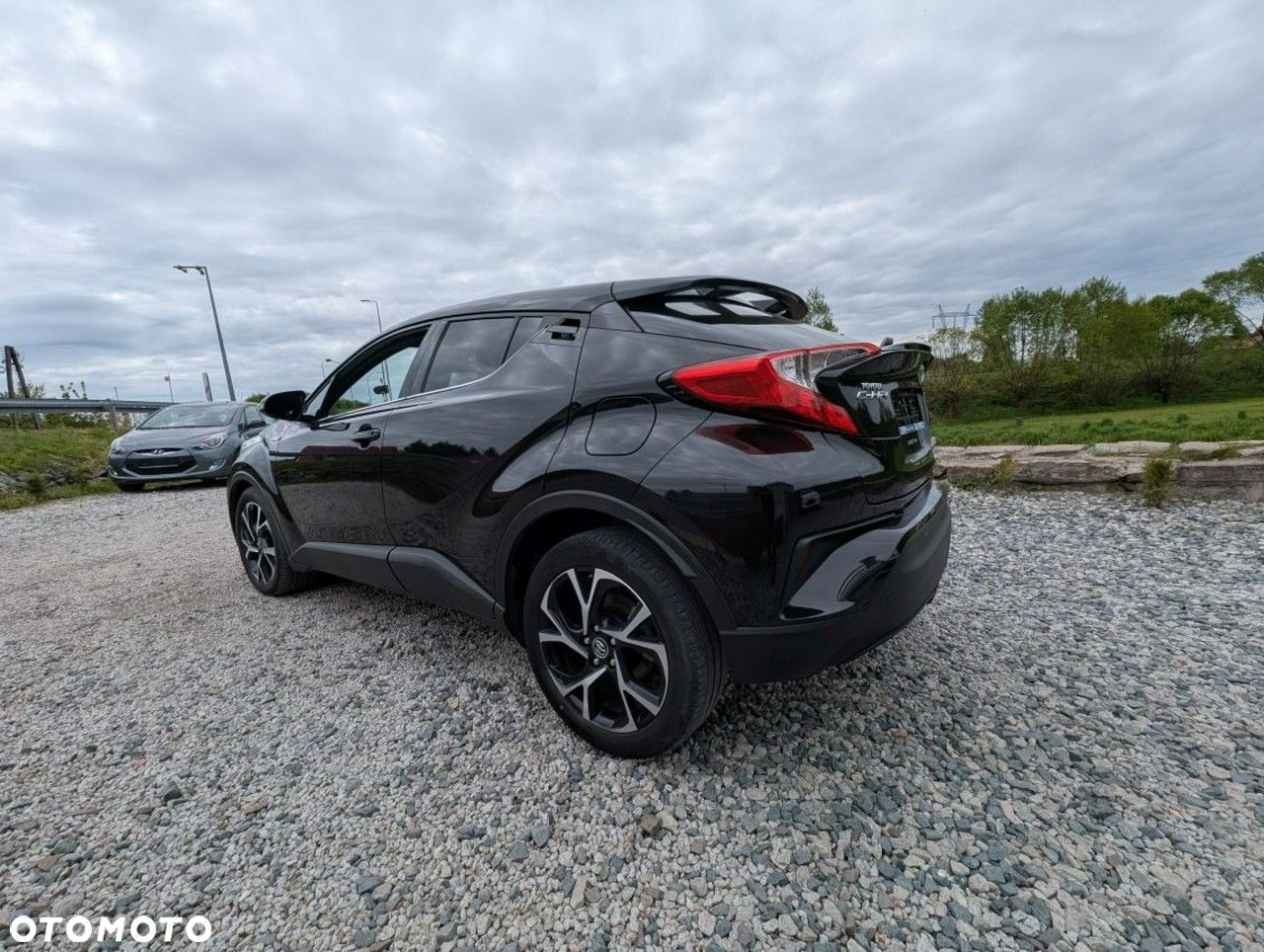 Toyota C-HR - 9