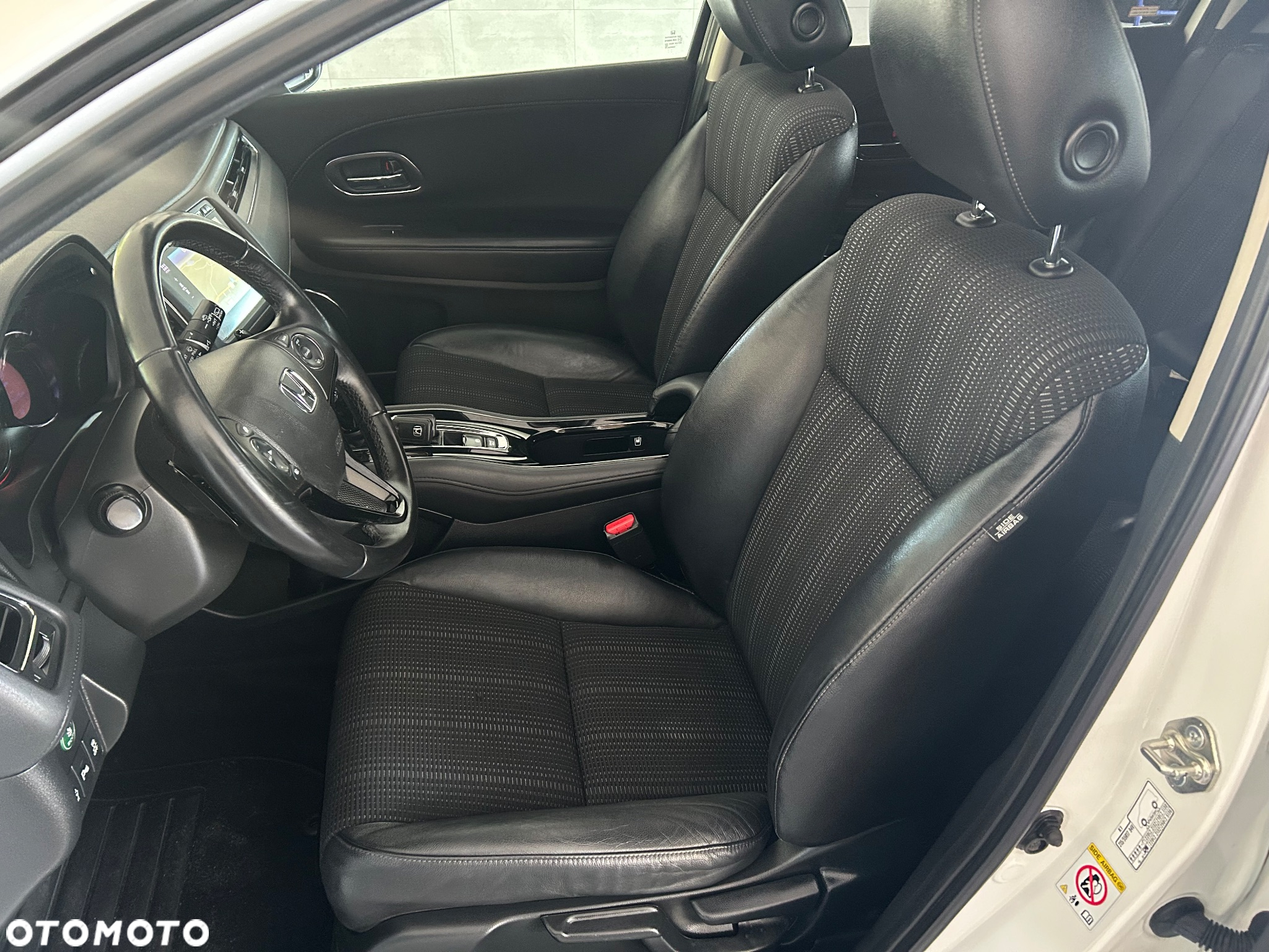 Honda HR-V 1.5 Elegance (ADAS/Honda Connect+) CVT - 20