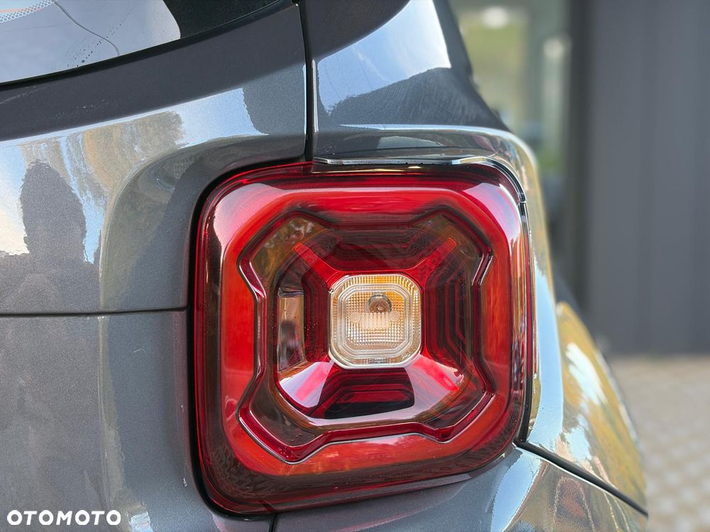 Jeep Renegade 1.5 T4 mHEV Limited FWD S&S DCT - 8