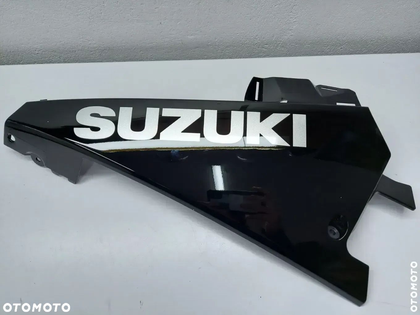 Owiewka boczna lewa SUZUKI GSX-R 1000 K7 - 1