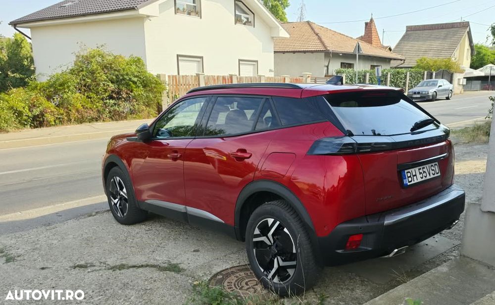 Peugeot 2008 1.2L e-DCS6 MHEV Allure - 13