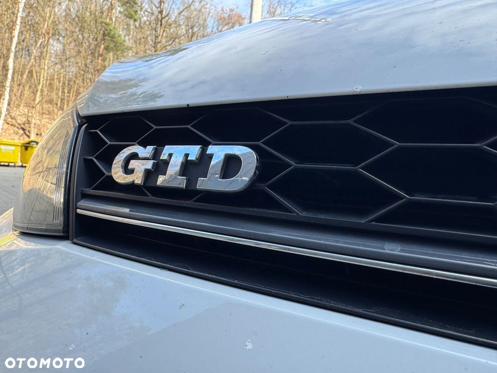 Volkswagen Golf GTD 2.0 TDI SCR DSG - 20