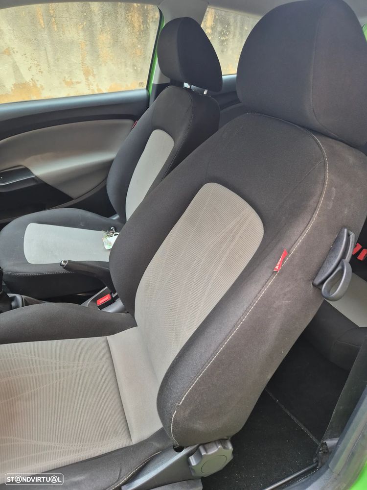 SEAT Ibiza 1.2 12V Reference - 7