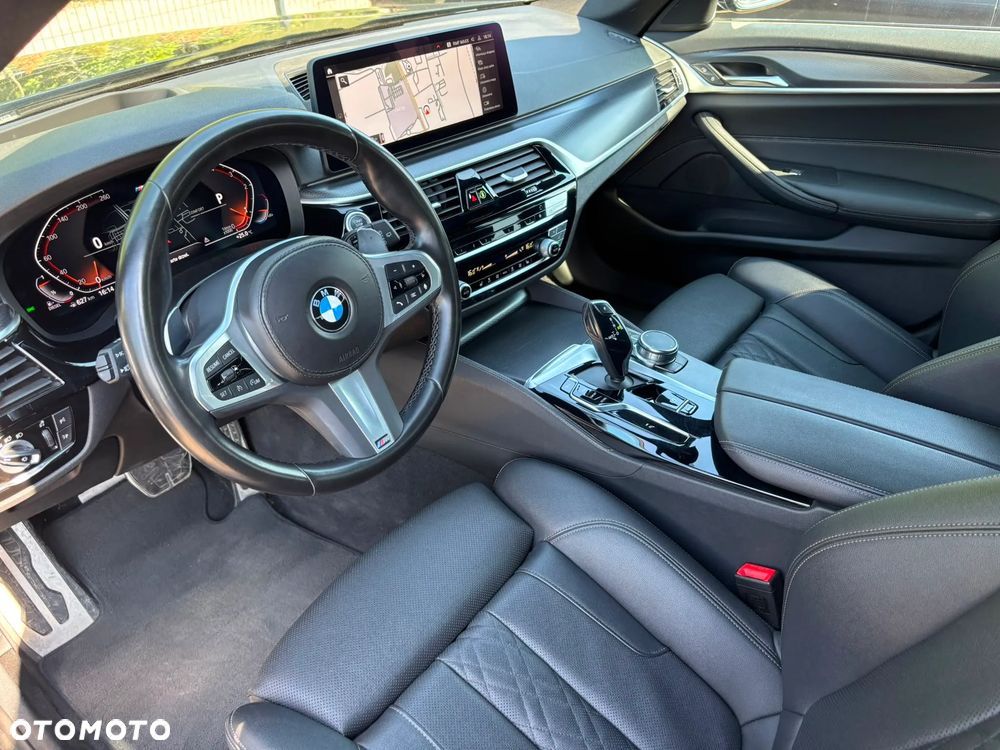 BMW Seria 5 520d xDrive mHEV M Sport sport - 9