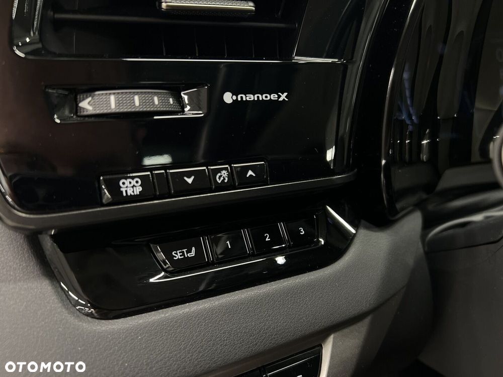 Lexus RX 450h+ Prestige - 29
