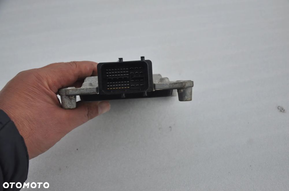 Sterownik komputer skrzyni biegów 1J508-19451  Kubota M5091 - 4