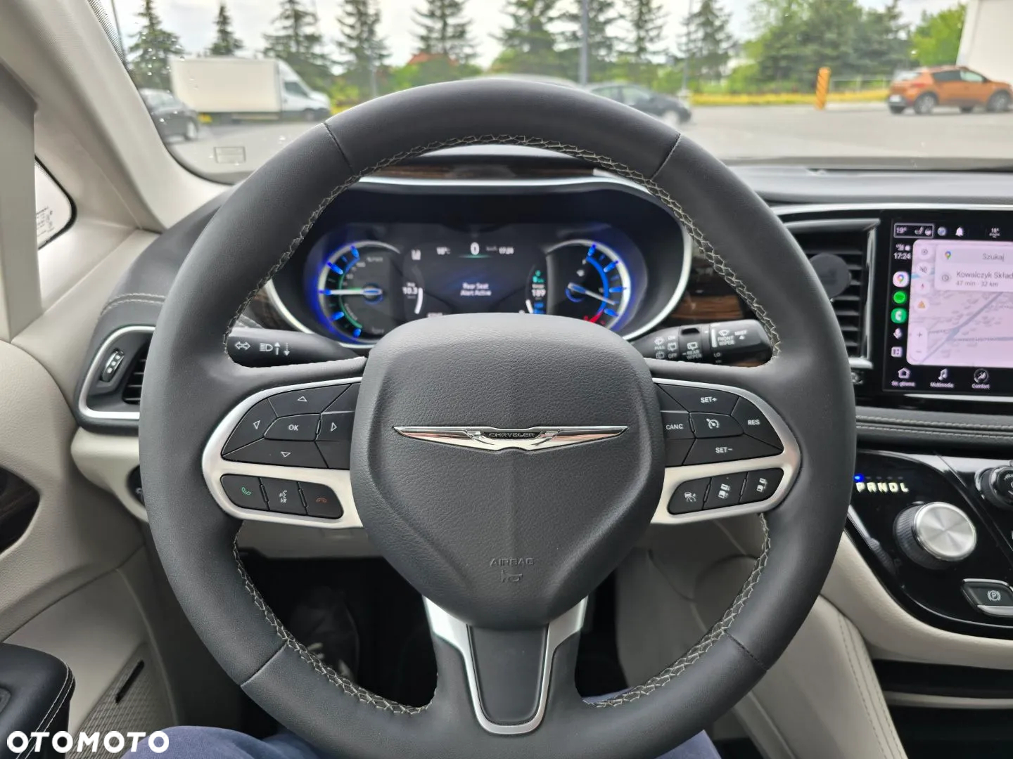Chrysler Pacifica - 3