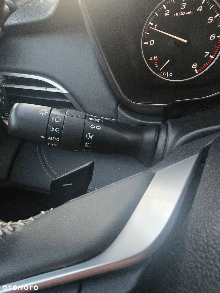 Subaru Outback 2.5i Platinum (EyeSight) Lineartronic - 16
