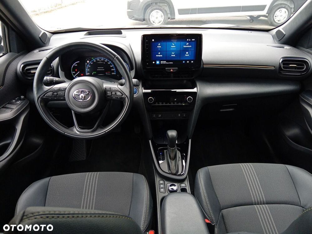 Toyota Yaris Cross - 15