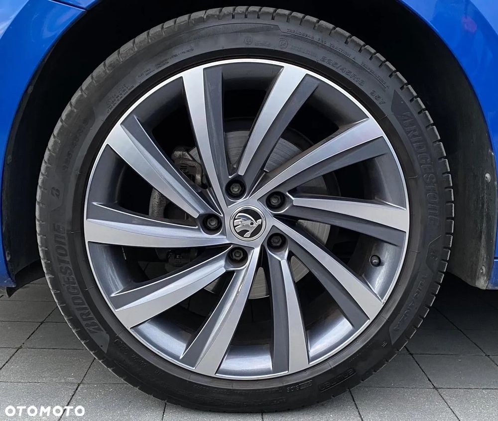 Skoda Octavia 2.0 TDI Style DSG - 17