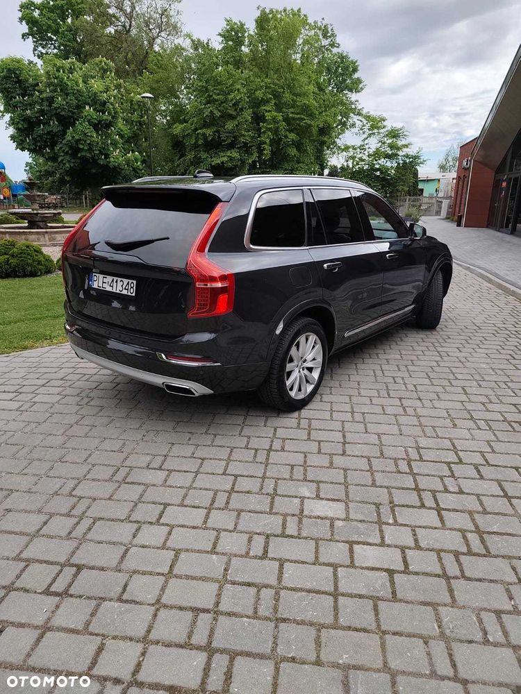 Volvo XC 90 - 2