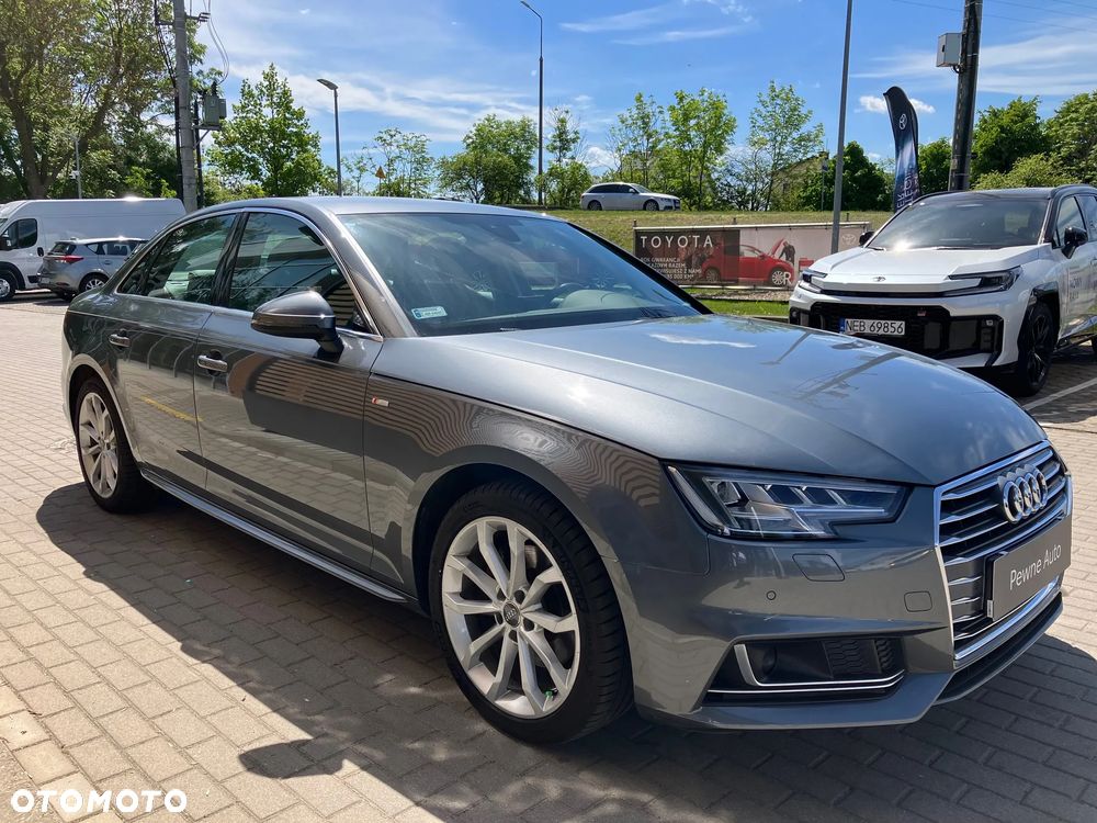 Audi A4 Limousine 2.0 TFSI ultra S tronic - 11