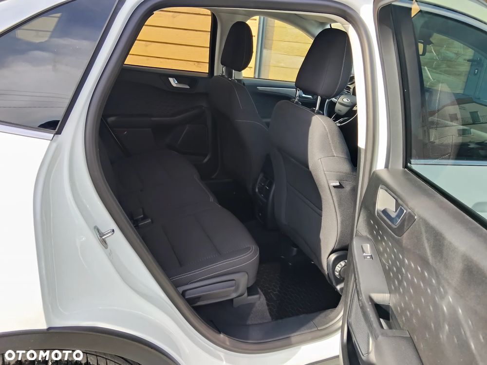 Ford Kuga 2.0 EcoBlue 4x4 TITANIUM - 30