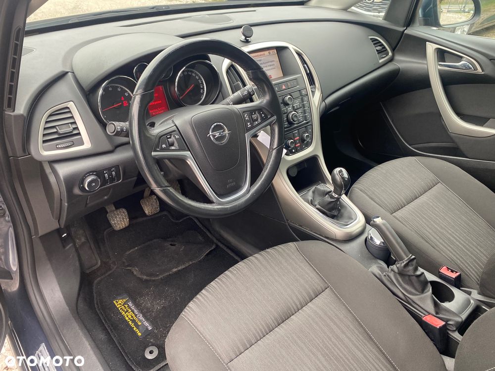 Opel Astra 1.4 Turbo Design Edition - 21