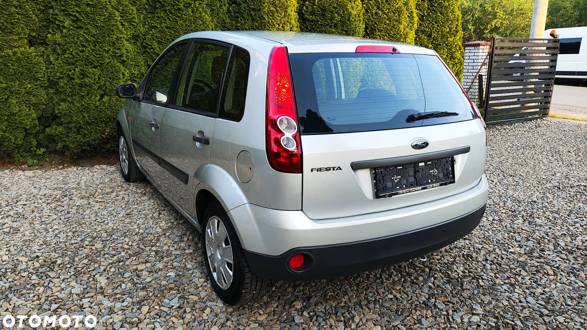 Ford Fiesta - 5