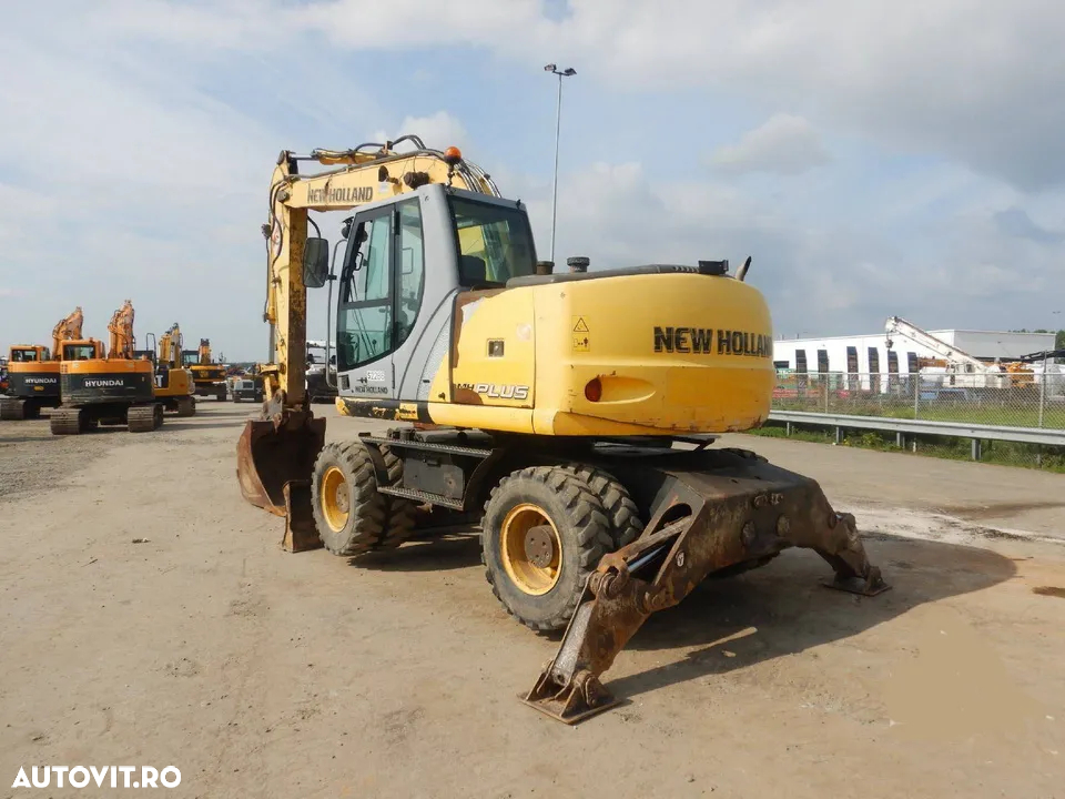 New Holland MH Plus Excavator pe roți - 3