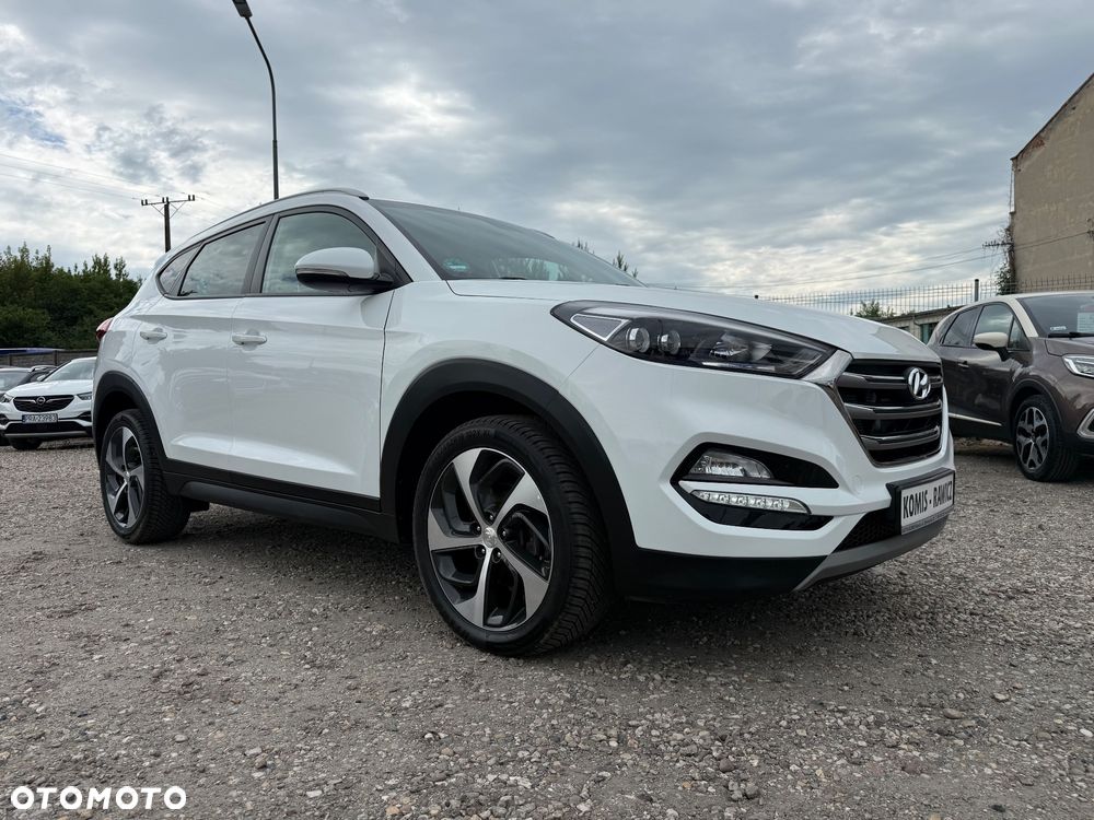 Hyundai Tucson blue 1.7 CRDi 2WD Style - 26