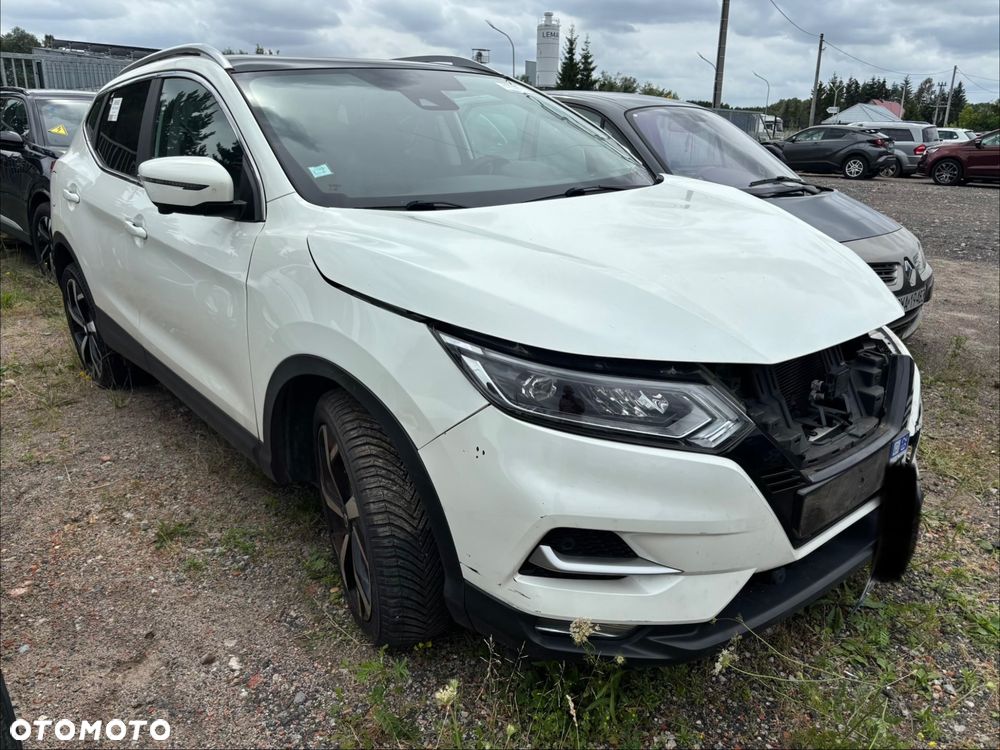 Nissan Qashqai - 1
