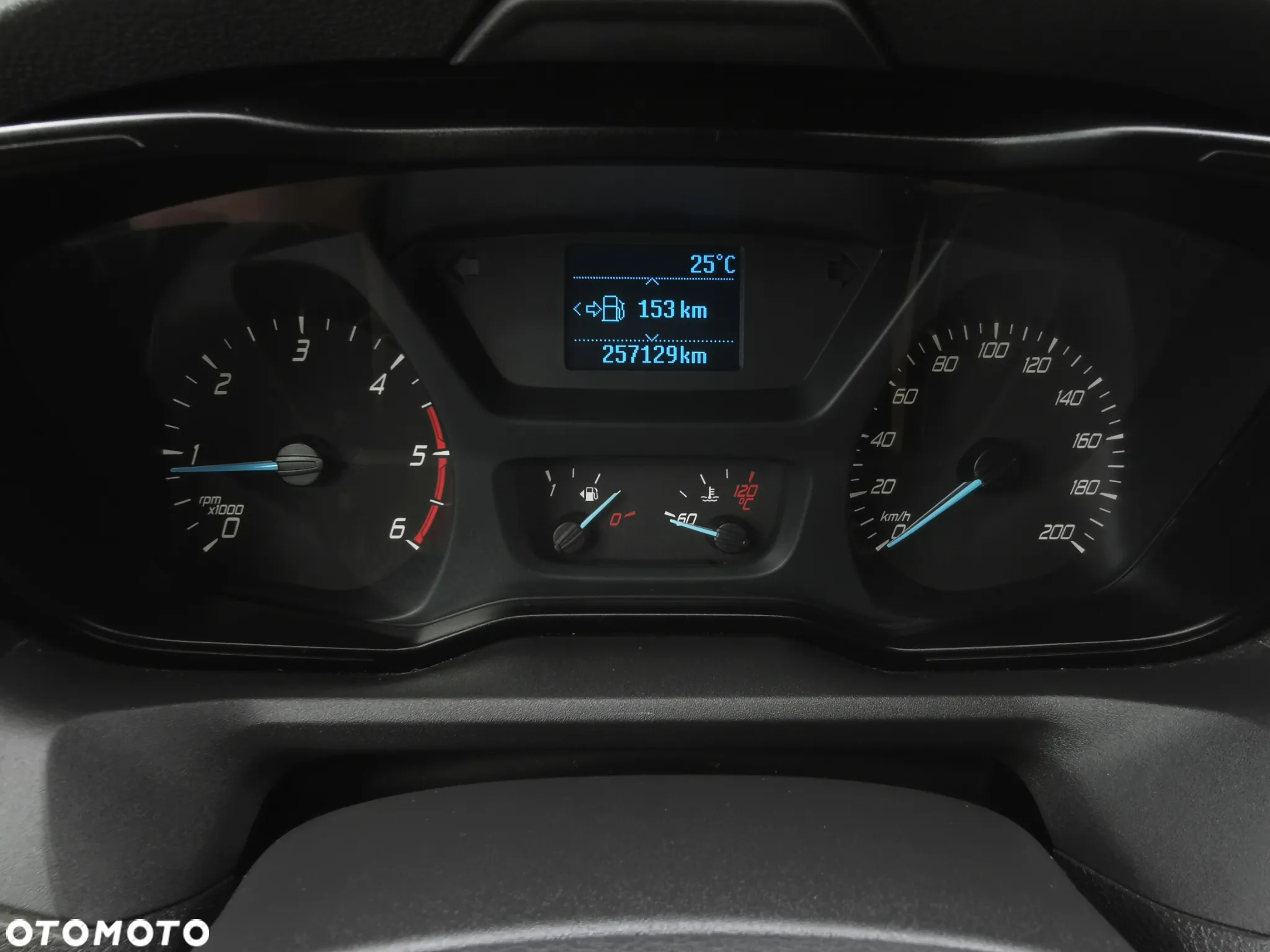Ford Transit - 36