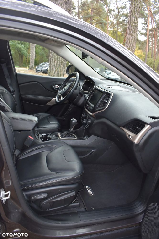 Jeep Cherokee 3.2 V6 Active Drive I Limited - 12