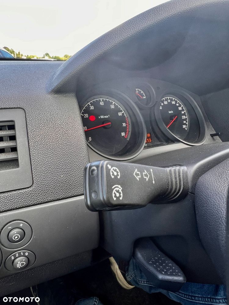 Opel Astra 1.6 - 11